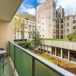 Appartement calme sur jardins - Bassin Villette